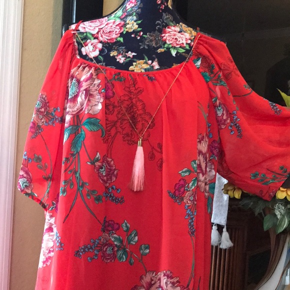 NWT Plus Size Red Floral Cold Shoulder Dress - Picture 6 of 8